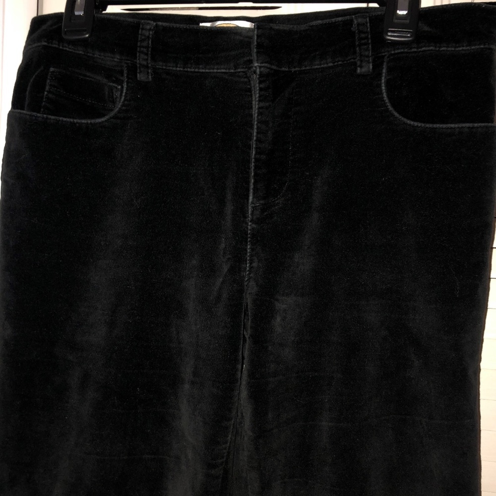 Talbot’s Black Velvet Jeans- Size 10 P